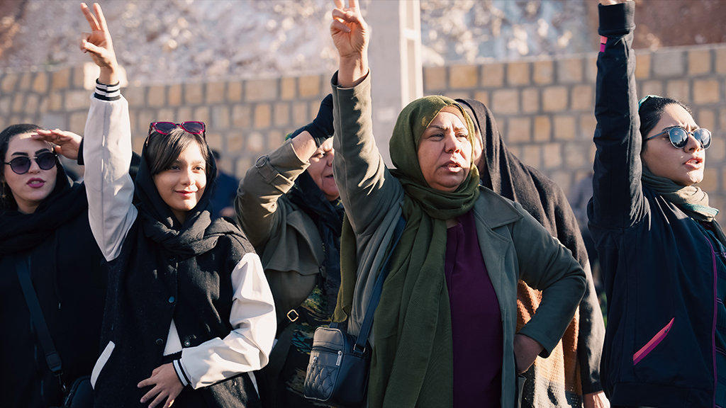 1024-576-گالری9- پیاده روی رئیسی